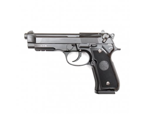 Страйкбольный пистолет (KWC) Beretta 92F CO2 GBB KCB-23AHN